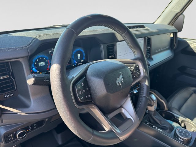 Used 2025 Ford Bronco Badlands AWD/4WD image 13