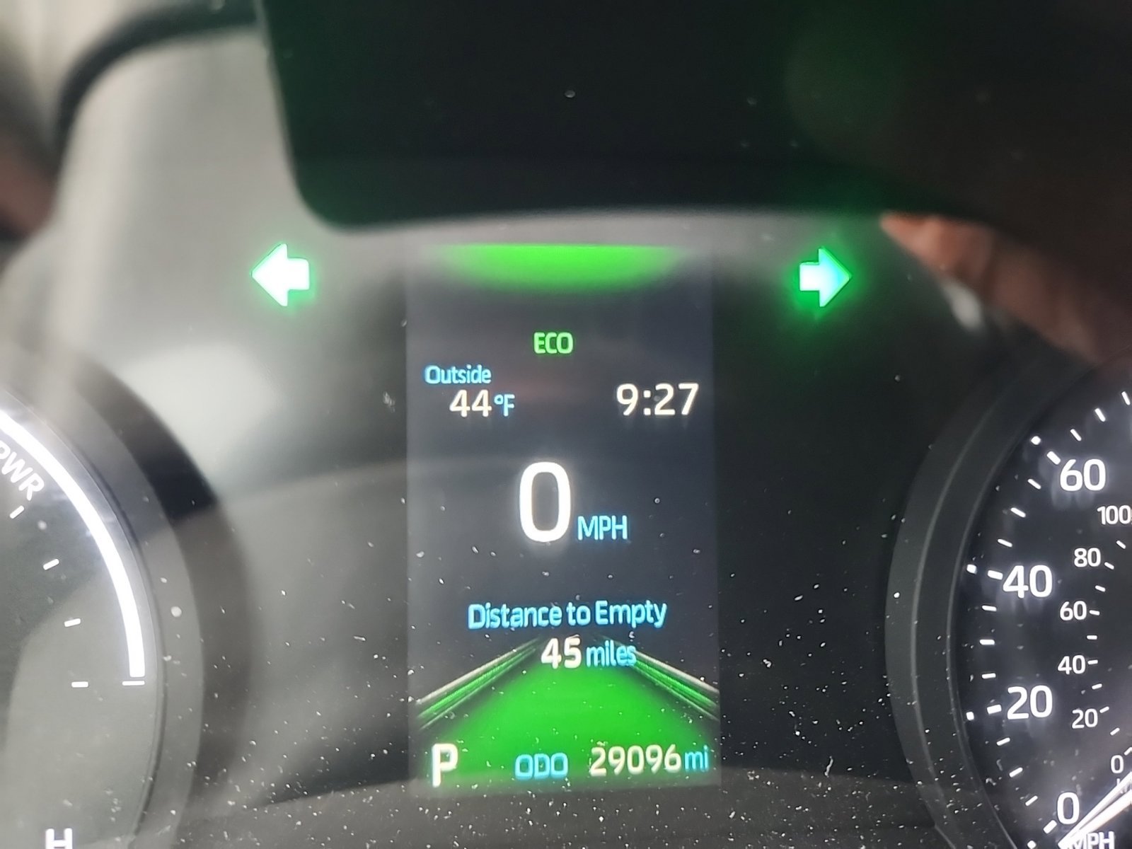 Used 2023 Toyota Sienna LE AWD/4WD image 9