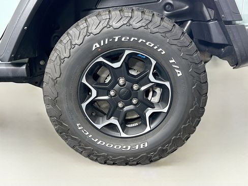 Used 2023 Jeep Wrangler Unlimited Rubicon 4xe w/ Cold Weather Group image 11