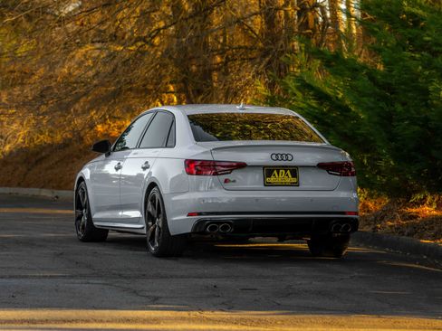 Used 2019 Audi S4 Premium Plus w/ Premium Plus Package image 47