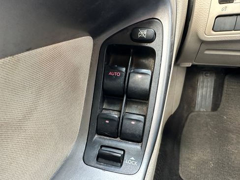 Used 2009 Subaru Legacy 2.5i Special Edition image 23