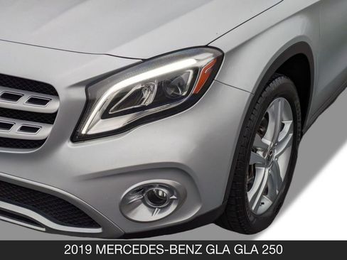 Used 2019 Mercedes-Benz GLA 250 w/ Convenience Package image 10
