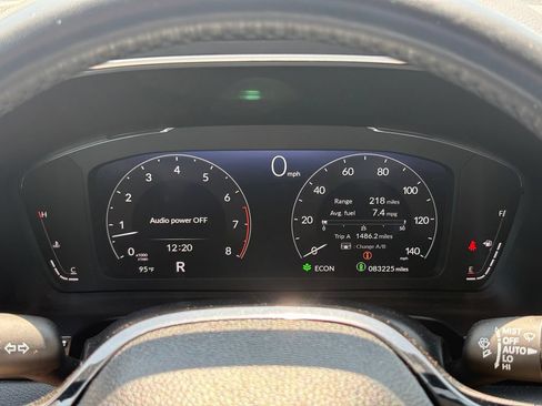 Used 2024 Honda Pilot Elite image 38
