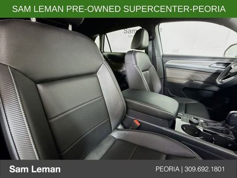 Used 2023 Volkswagen Atlas Cross Sport SE image 26