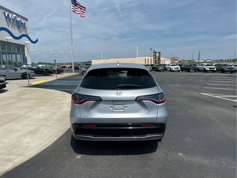 New 2026 Honda HR-V EX-L image 2