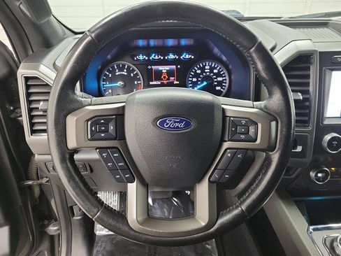 Used 2020 Ford Expedition XLT image 22