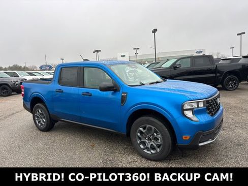 New 2025 Ford Maverick XLT image 26