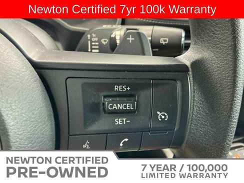 Used 2023 Nissan Rogue S FWD image 28