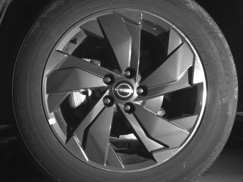 Used 2025 Nissan Rogue SV FWD image 12