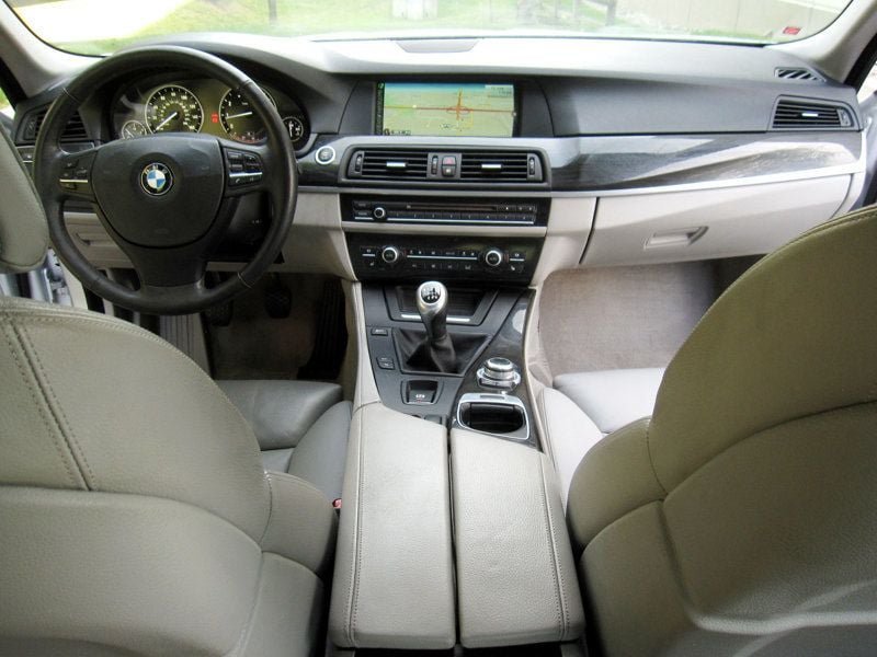 Used 2013 BMW 550i Sedan RWD image 21