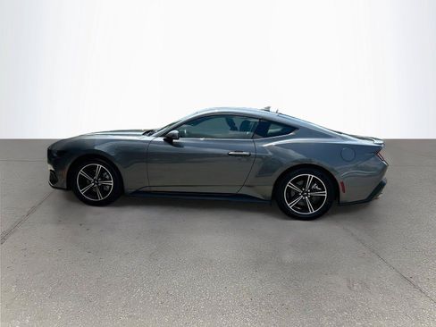 Used 2025 Ford Mustang Premium RWD image 7