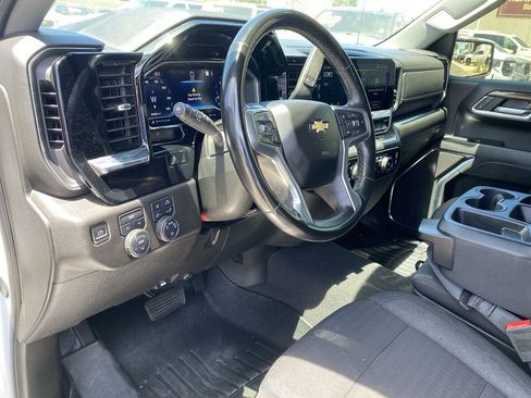 Used 2024 Chevrolet Silverado 1500 LT w/ Safety Package AWD/4WD image 10