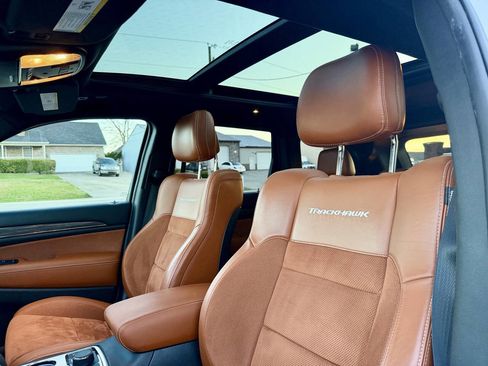 Used 2018 Jeep Grand Cherokee Trackhawk image 17