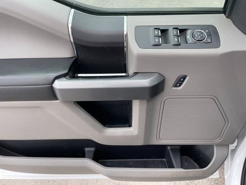 Used 2016 Ford F150 XLT w/ Equipment Group 301A Mid image 12