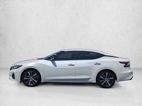 Used 2022 Nissan Maxima SV w/ Floor Mat Group FWD image 9
