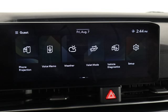Certified 2025 Kia Carnival FWD image 33