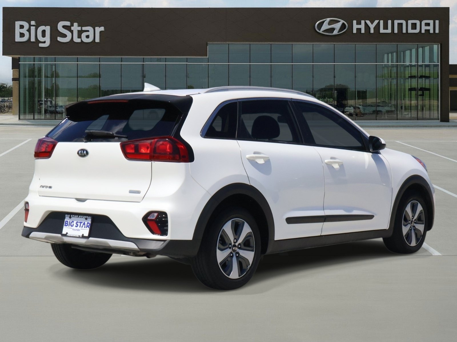 Used 2021 Kia Niro LX FWD image 4