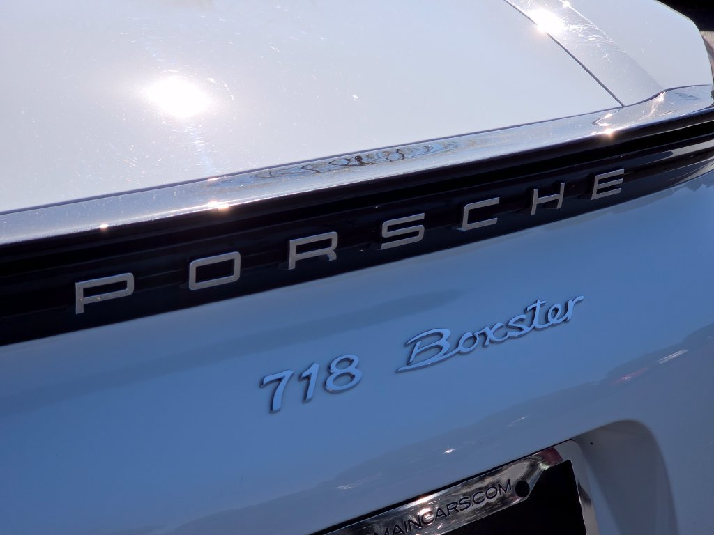 Used 2019 Porsche 718 Boxster RWD image 29