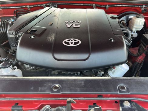 Used 2013 Toyota Tacoma PreRunner w/ SR5 Pkg RWD image 25