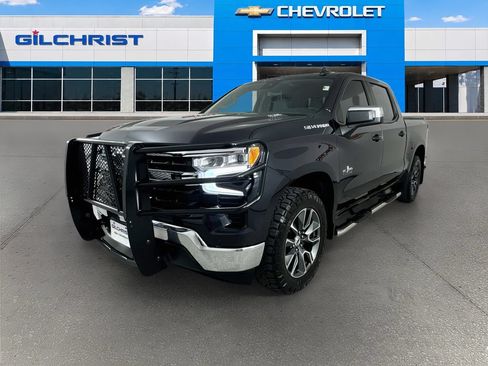 Used 2023 Chevrolet Silverado 1500 LT AWD/4WD image 3