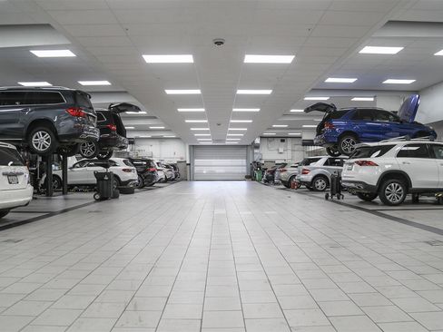 Certified 2022 Mercedes-Benz GLC 300 4MATIC image 32