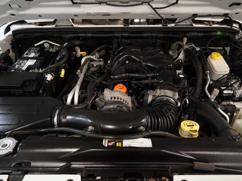 Used 2015 Jeep Wrangler Unlimited Sport w/ Quick Order Package 24S image 35