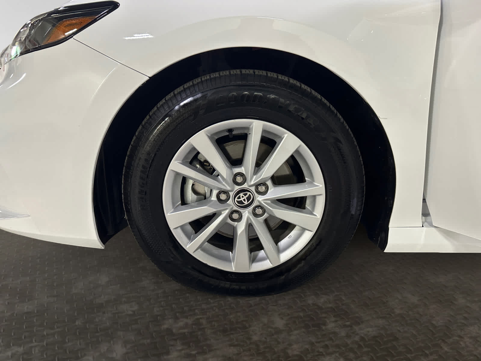Used 2026 Toyota Camry LE FWD image 21