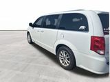 Used 2019 Dodge Grand Caravan SXT image 3