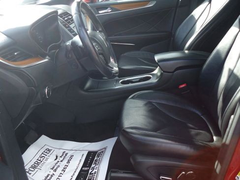 Used 2019 Lincoln MKC Reserve w/ MKC Climate Package image 22