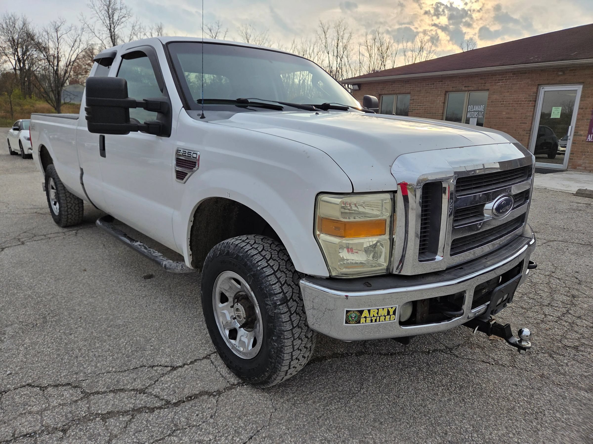 Used 2009 Ford F250 XLT AWD/4WD image 3