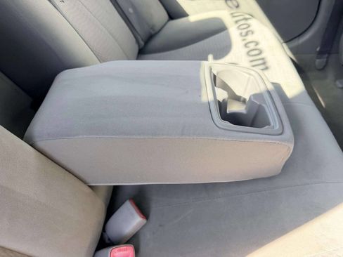 Used 2010 Toyota Camry LE FWD image 25