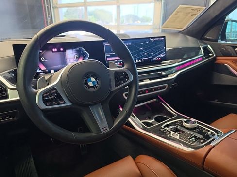 Used 2026 BMW X7 xDrive40i w/ Executive Package AWD/4WD image 19