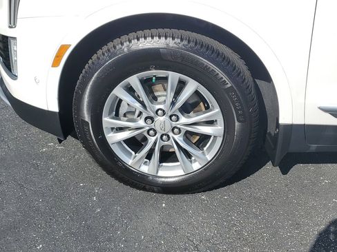 Used 2020 Cadillac XT5 Premium Luxury FWD image 10