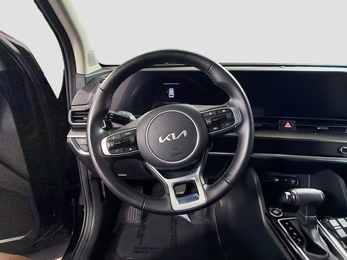 Used 2023 Kia Sportage EX FWD image 13