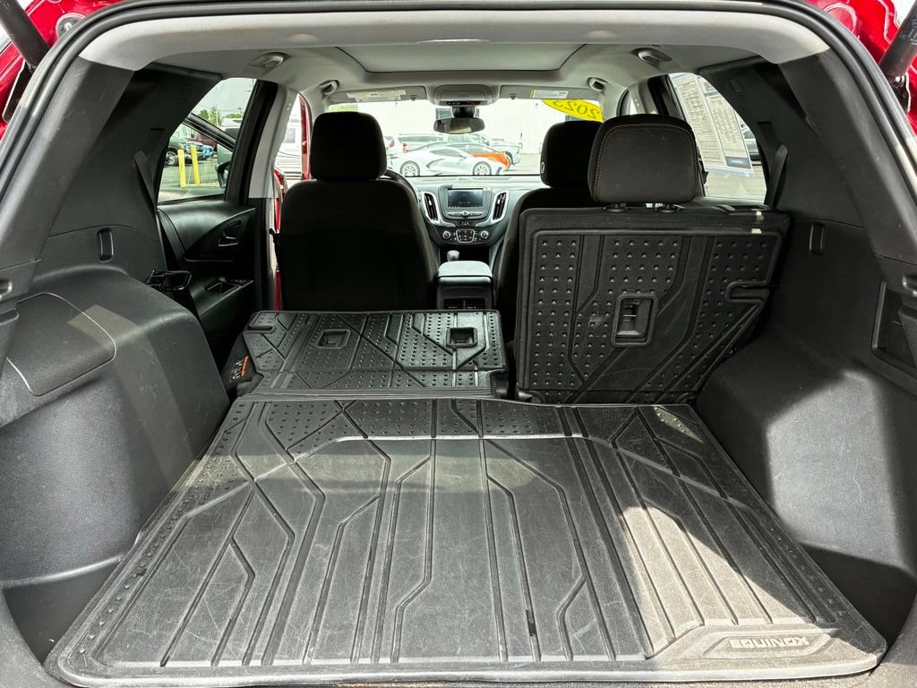 Used 2023 Chevrolet Equinox LT AWD/4WD image 29