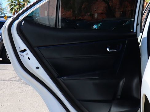 Used 2019 Toyota Corolla SE w/ Protection Package FWD image 32