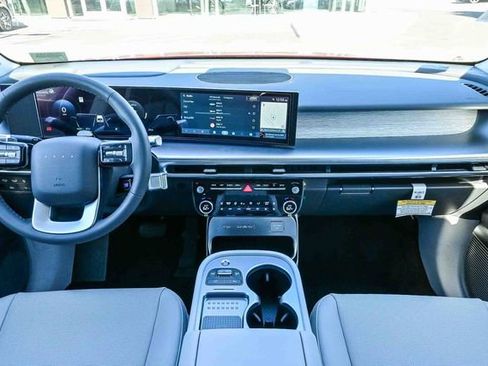 New 2026 Hyundai Ioniq 9 Limited AWD/4WD image 14