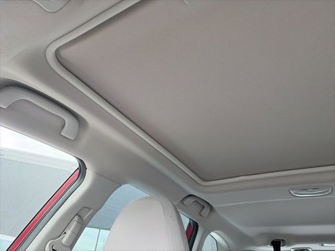 Used 2023 Subaru Forester Premium image 11