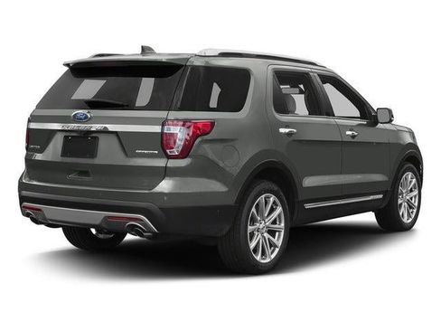Used 2017 Ford Explorer Limited image 3