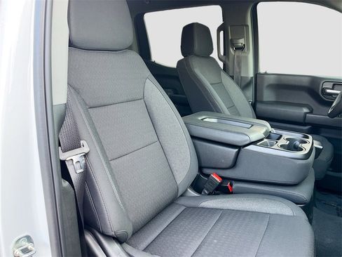 Used 2024 Chevrolet Silverado 1500 Custom Trail Boss w/ Turbomax Blackout Package image 27