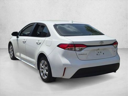 Used 2024 Toyota Corolla LE FWD image 8