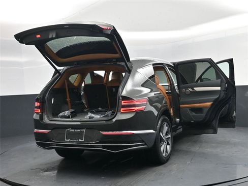 New 2026 Genesis GV80 2.5T Advanced image 21