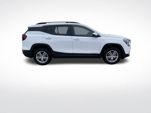 Used 2023 GMC Terrain SLE w/ Driver Convenience Package image 6