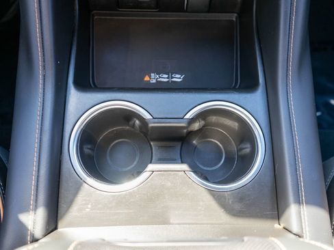 Certified 2024 GMC Yukon AT4 w/ AT4 Premium Package AWD/4WD image 30