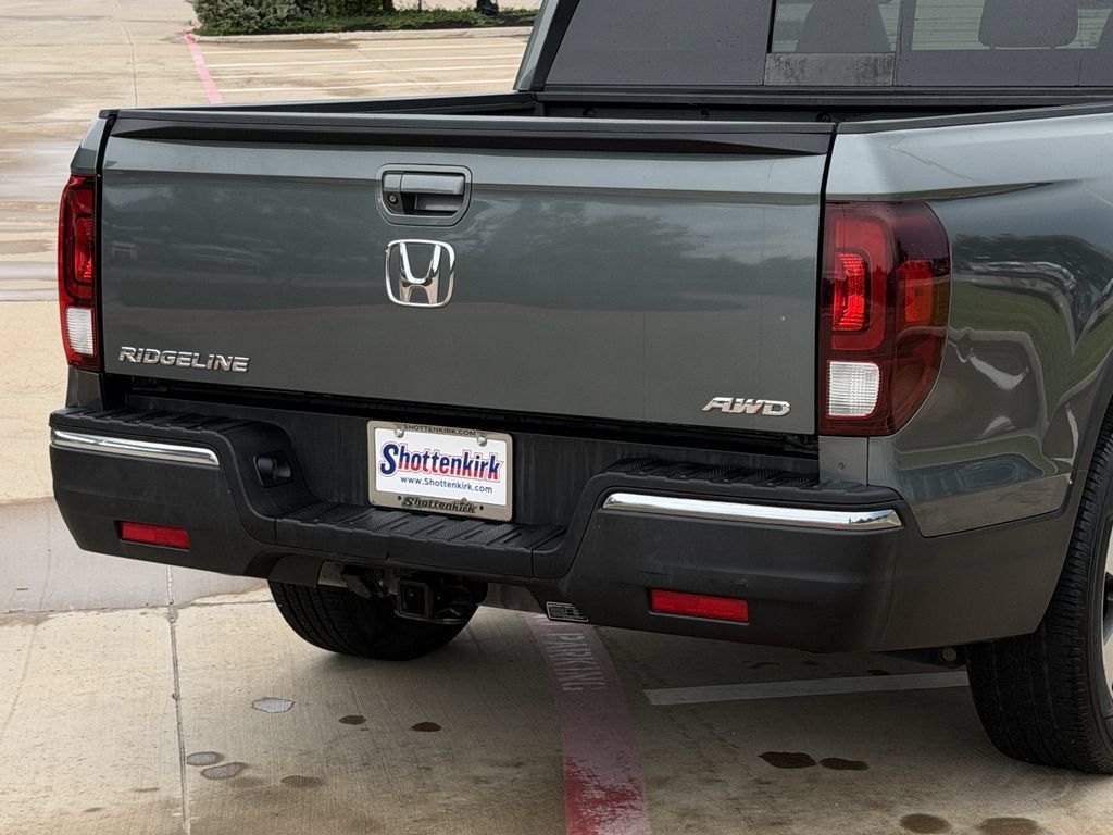 Used 2019 Honda Ridgeline RTL-T image 6