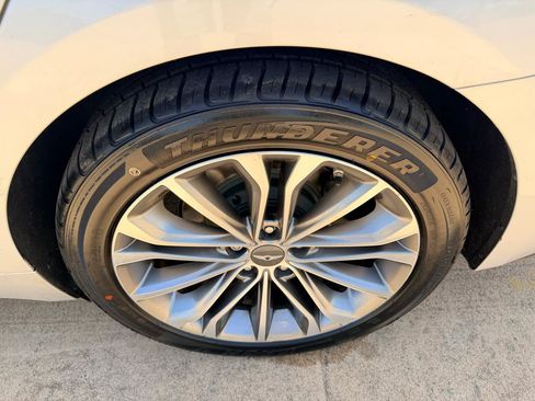 Used 2015 Hyundai Genesis 3.8 w/ Option Group 02 RWD image 22