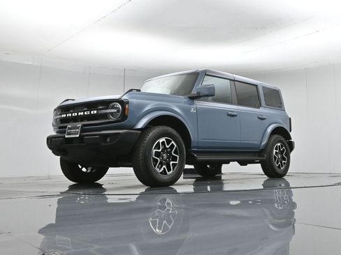 Certified 2025 Ford Bronco Outer Banks image 49