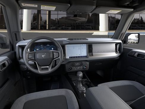 New 2026 Ford Bronco 4-Door w/ Sasquatch Package AWD/4WD image 9