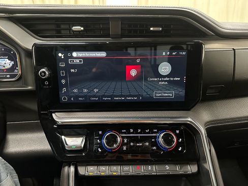 Used 2025 GMC Sierra 1500 Denali w/ Denali Reserve Package image 32