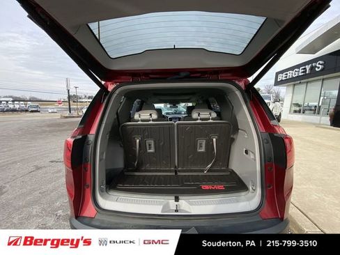 Used 2019 GMC Acadia SLT image 29